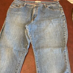 Women’s Levi Strauss 550 Relaxed fit jeans